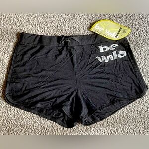 NWT BAMBOO SHORTS. WILD HABITAT BE WILD LOUNGEWEAR SHORTS. Black. L. Waist 31”.